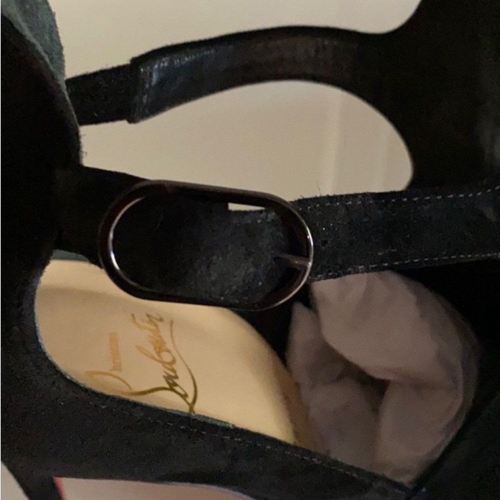 Christian lubuotain heels FINAL OFFER - Picture 5 of 15